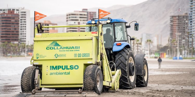 Continúa trabajo conjunto para potenciar el borde costero urbano de Iquique este verano 2026