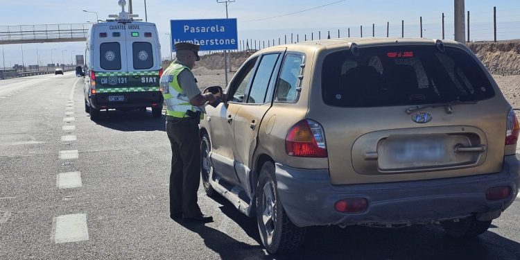Carabineros de Tarapacá llama a celebrar con responsabilidad
