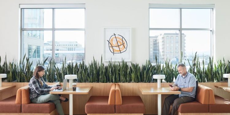 Las 4 principales expectativas de los trabajadores en Chile para 2026