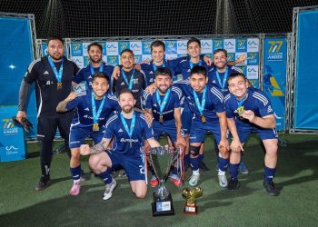 De la oficina a la cancha: El equipo que quiere volver a hacer historia en el campeonato de futbolito más grande de Sudamérica