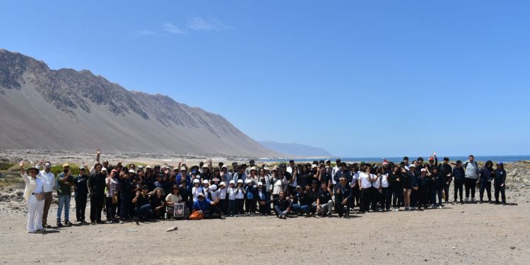 Corporación Desierto de Atacama inauguró paneles educativos desembocadura del Río Loa