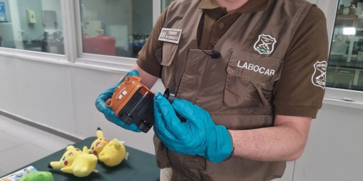 Carabineros advierte sobre graves riesgos a la salud por compra de juguetes en el comercio ilegal