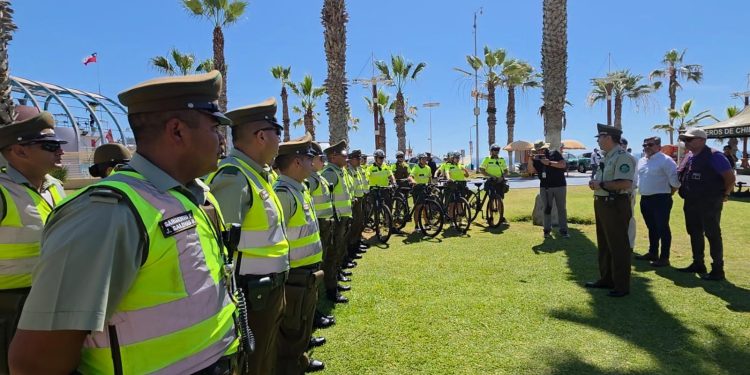 Carabineros refuerza dotación policial en la región de Tarapacá por plan Verano Seguro