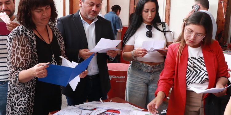 Más de 600 cartas esperan ser apadrinadas esta Navidad en Tarapacá