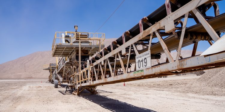 Transformación digital en Lomas Bayas: Primeras correas portables entran en operación con PLC de última generación