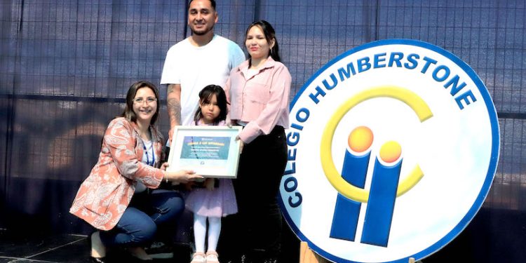 Sueños que despegan: Escolar de Tarapacá alista maletas para conocer centro espacial en Inglaterra