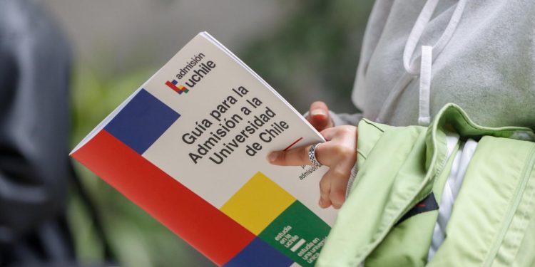 Más de 2.500 cupos: ¿Conoces las vías especiales de ingreso a la Universidad de Chile?