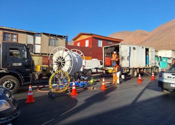 Aguas del Altiplano renueva 500 metros de colectores en Iquique con moderna tecnología