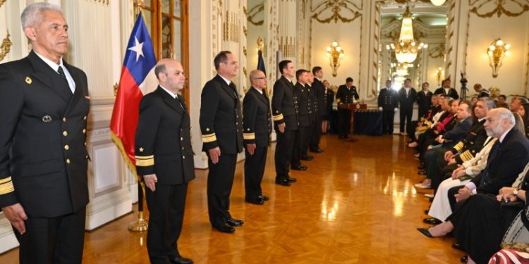 Ceremonia de ascenso de Vicealmirantes y Contralmirantes de la Armada de Chile