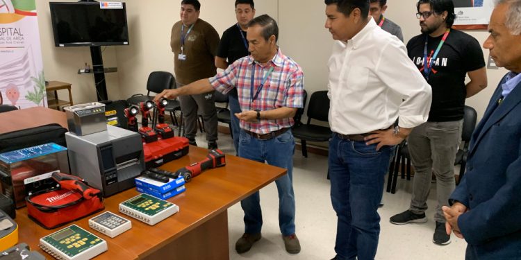 Hospital de Arica recibió herramientas para mantención de equipos médicos con financiamiento del GORE