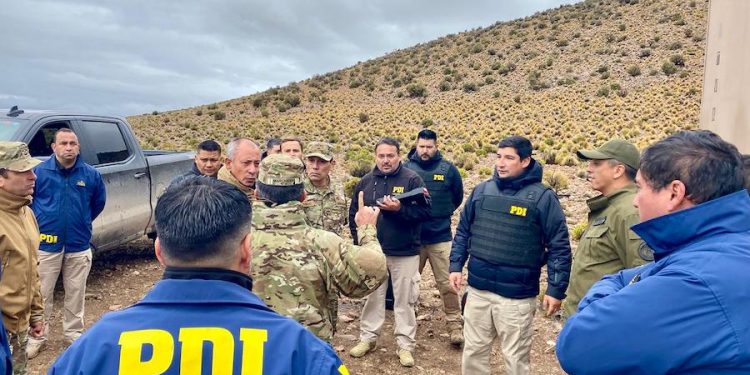 Verifican en terreno trabajo en frontera de las regiones de Arica y Parinacota, Tarapacá y Antofagasta