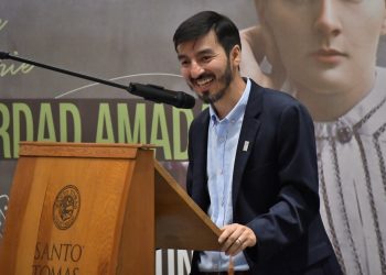 Educar no es transmitir: es conducir hacia la verdad