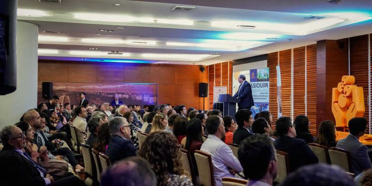 ASIQUIM premia las mejores prácticas de desarrollo sustentable en la industria química chilena