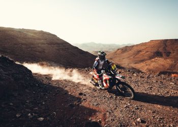 Ignacio “Nacho” Cornejo completa la Etapa 2 del Dakar y continúa en carrera con estrategia y solidez