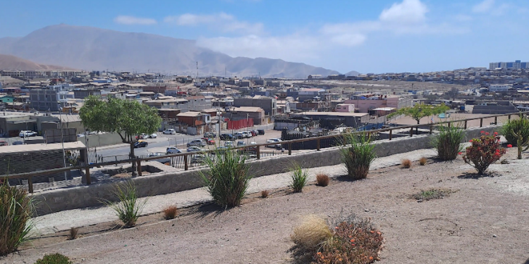 $6 mil 200 millones para mejoramiento de dos condominios afectados por socavones en Alto Hospicio