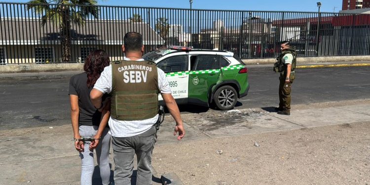 Carabineros detiene a 12 prófugos de la justicia en Iquique y Alto Hospicio