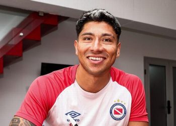 Iquiqueño Brayan Cortés desembarca en La Paternal: Argentinos Juniors oficializó el fichaje del portero