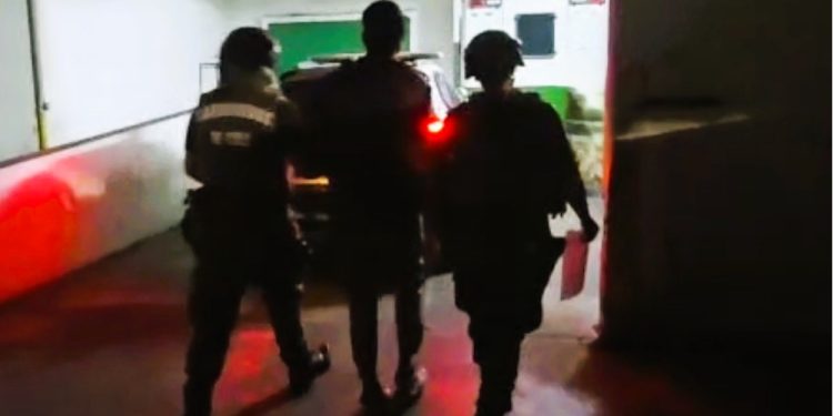 Detenido por orden vigente por Homicidio