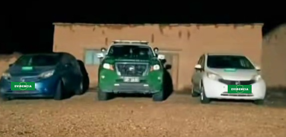 Carabineros de Cancosa recuperaron dos vehículos robados