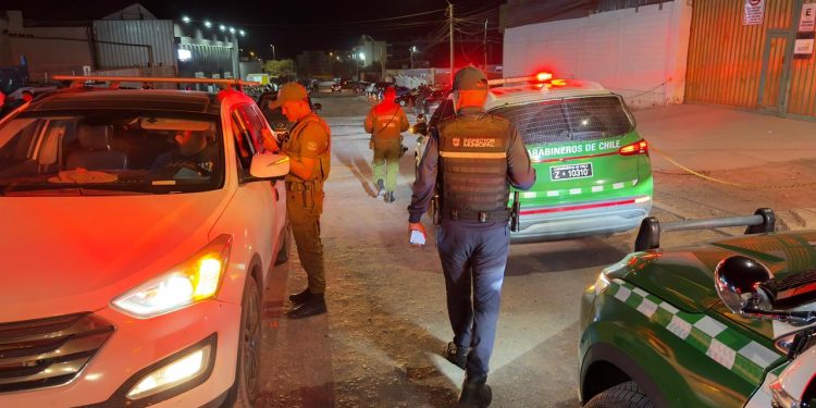 Ronda focalizada de Carabineros en Iquique: 6 detenidos e incautación de contrabando