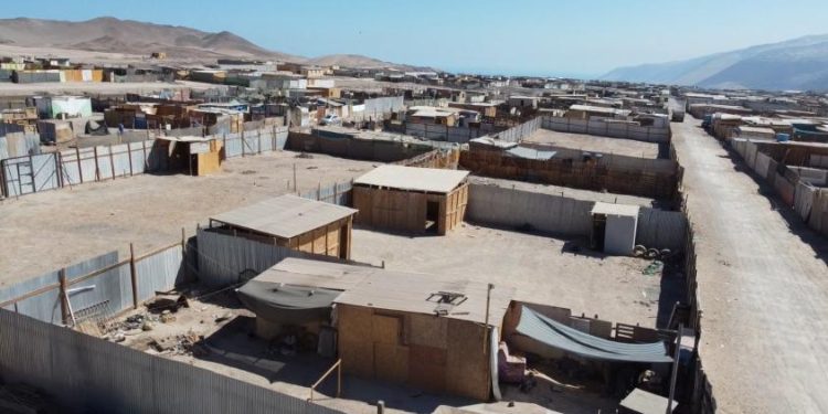 Casen: La pobreza supera el promedio nacional en la mitad de las regiones y en siete está por sobre el 20%