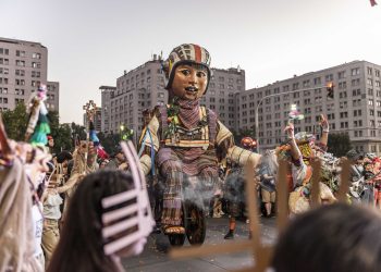 Festival Tarapacá a Mil: El Gigante de Tarapacá será despertado hoy martes en Iquique