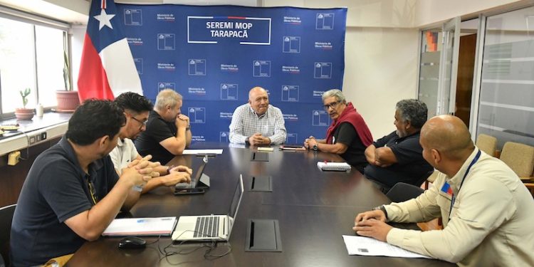 Consejeros se reunieron con seremi y directivos del MOP Tarapacá para revisar avance de proyectos