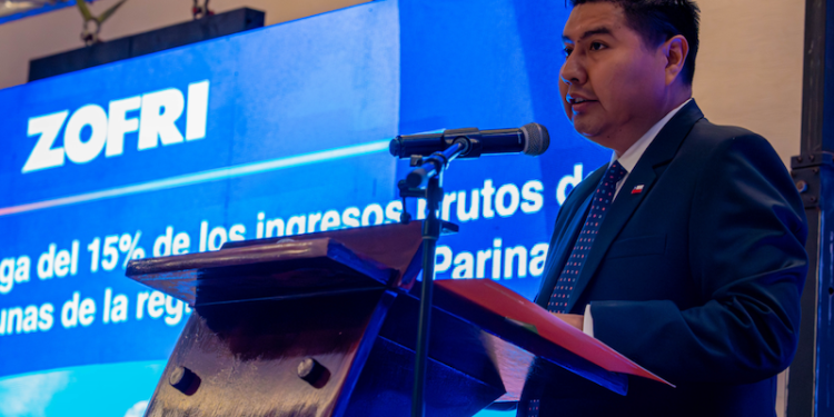 Gobernador de Arica encara a directiva de Zofri y anuncia ofensiva para frenar concesión a 2050