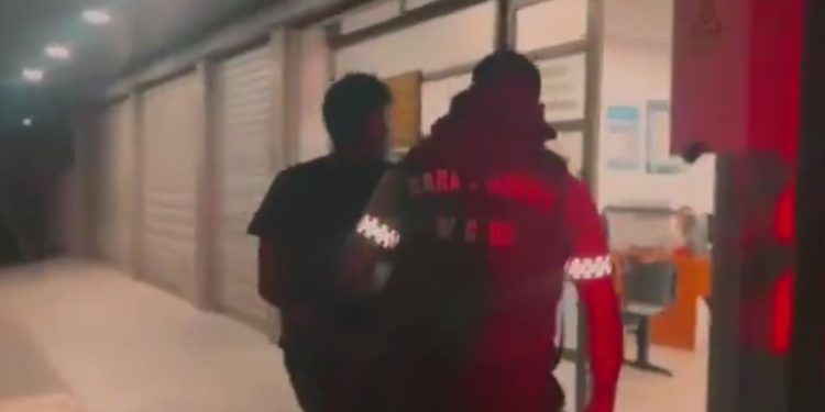 Carabineros frustra robo en taller mecánico y detiene a dos sujetos en Alto Hospicio