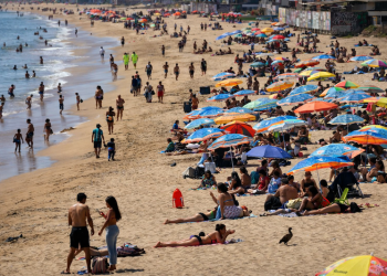 Pucón a la cabeza: Análisis identifica las comunas que más captaron gasto turístico este verano
