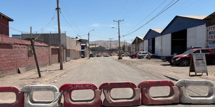 Comienzan obras de reposición de calzadas y aceras en Cerro Tarapacá Sur, Alto Hospicio