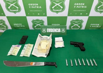 Carabineros detiene a sujeto por tráfico de drogas en pleno centro de Iquique: Incautan droga, arma y especies