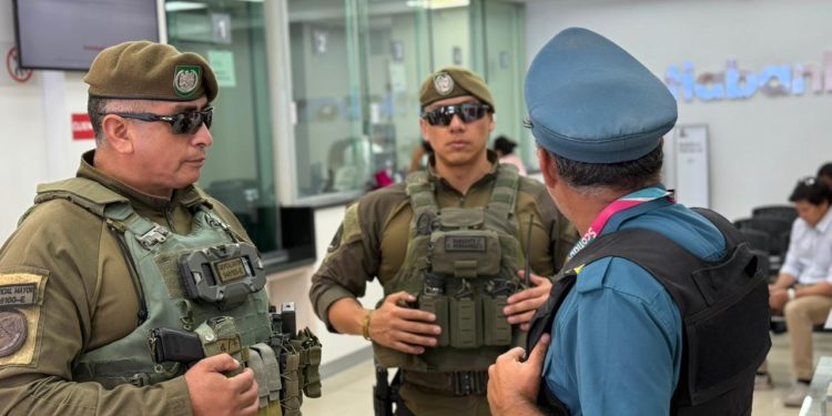 Carabineros del GOPE Tarapacá refuerzan prevención ante delitos en modalidad “salida de bancos”