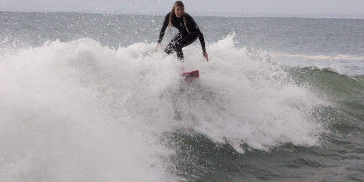 Cores instan a consolidar Arica como destino mundial de surf y body con mayor inversión nacional