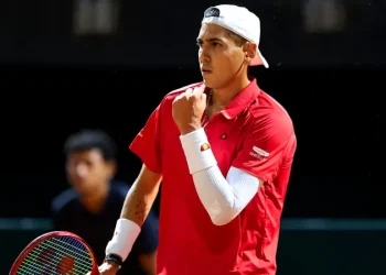 Chile 2-0 ante Serbia por Copa Davis / Hoy Dobles