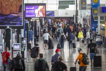 Informe de tráfico aéreo en Chile: Más de 2 millones 700 mil personas viajaron durante enero