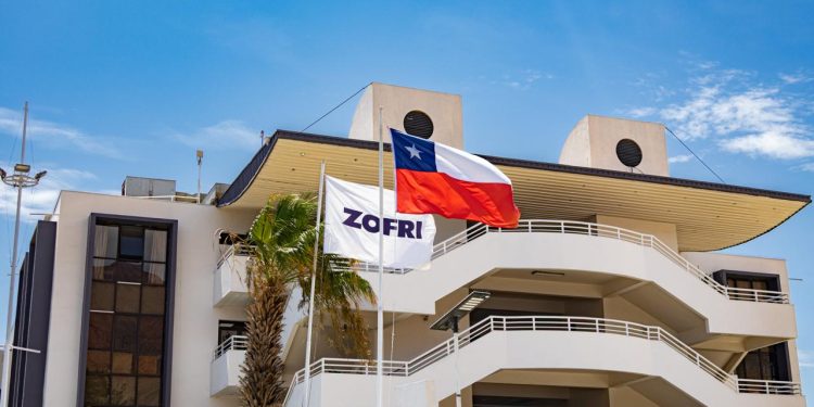 ZOFRI S.A. informa postergación del proceso de renovación anticipada de la concesión