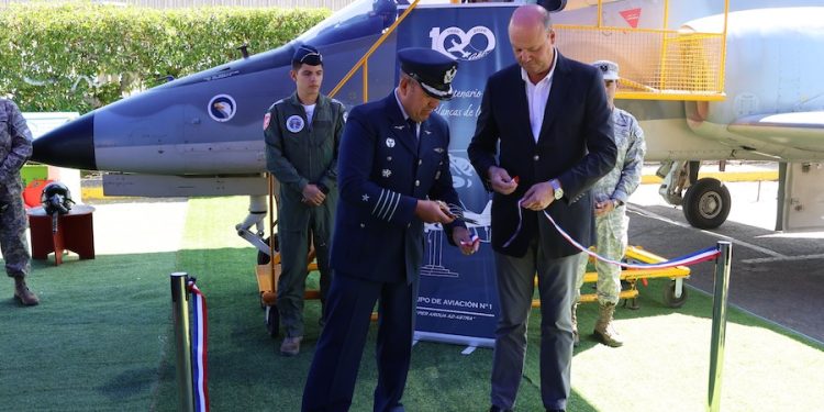 Primera Brigada Aérea realiza EXPO FACH en Mall Zofri