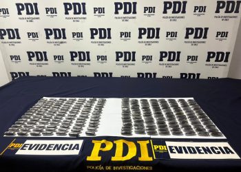 PDI detuvo a dos extranjeros en control Cuya: Portaban más de 200 ovoides con ketamina y cocaína base