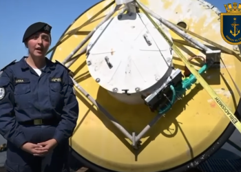 Armada recuperó boya de monitoreo de tsunamis que quedó a la deriva en Iquique presuntamente por labores de pesca