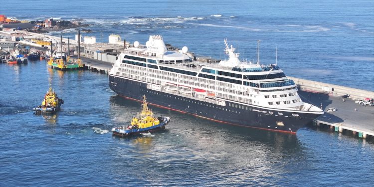 Puerto de Iquique recibe cuarto crucero de la temporada