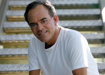 Murió el destacado lector de noticias Eduardo Cruz-Johnson