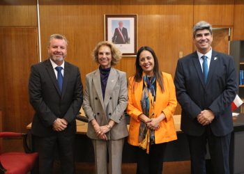 Senador Trisotti en reunión con Delegada y Diputados: “La coordinación esclave para recuperar Tarapacá”