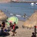 Barrios Comerciales 21 de Mayo y Colón llevaron su oferta a las playas de Arica
