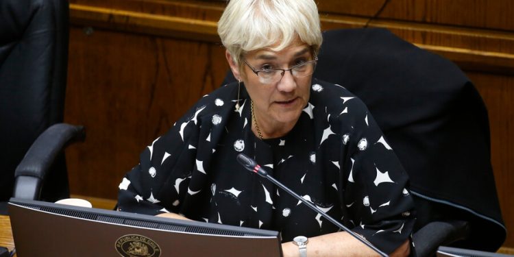 Senado aprueba en general proyecto de cumplimiento alternativo de penas para adultos mayores