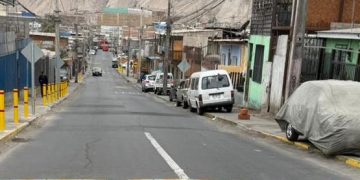 Plan de Kast de eliminar contribuciones a adultos mayores revive idea de «modelo californiano» que seduce a municipios