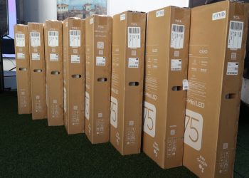 Organizaciones de adultos mayores reciben equipamiento tecnológico para fortalecer su bienestar e inclusión digital