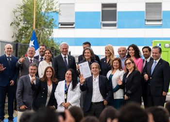 Presidente Kast declara alerta sanitaria nacional para atender listas de espera de 27 mil pacientes oncológicos