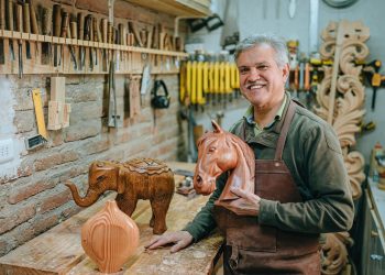 Fundación Luksic y Caja Los Andes lanzan convocatoria para emprendedores mayores de 50 años