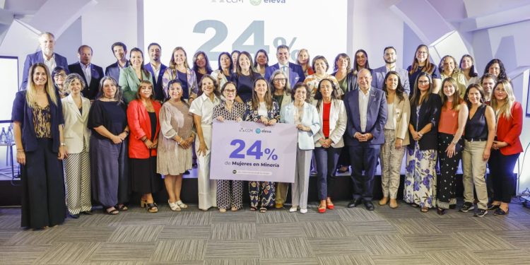 Chile mantiene la Medalla de Oro Mundial en participación de mujeres en minería y alcanza un 24%